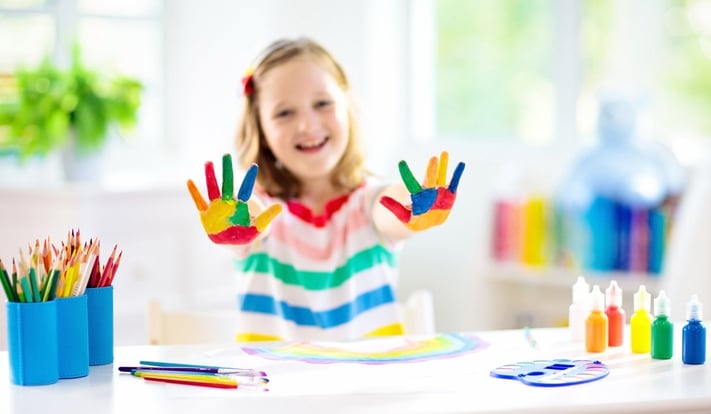Activitats i jocs per fomentar la creativitat dels nens i nenes